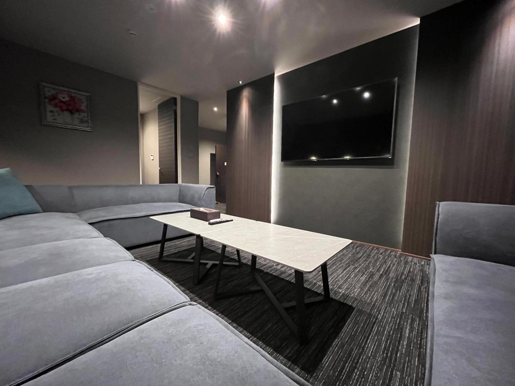 Hotel All Stay Hakata Kukodori Fukuoka  Exteriör bild